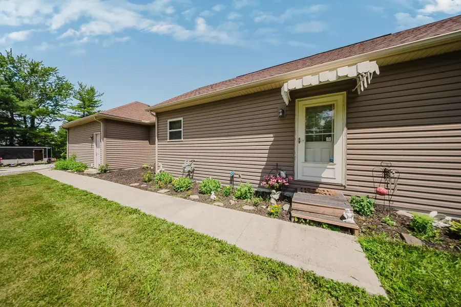 6684 Borror Road, Grove City, OH 43123 - #3