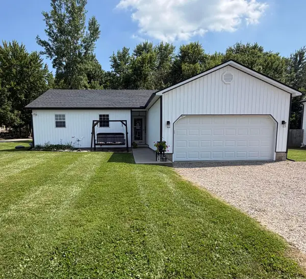 5259 1st Street Ne, Thornville, OH 43076