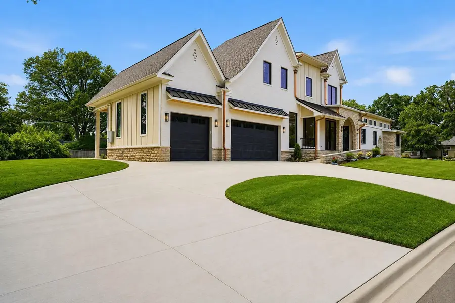 3151 Asbury Drive, Columbus, OH 43221 - #2
