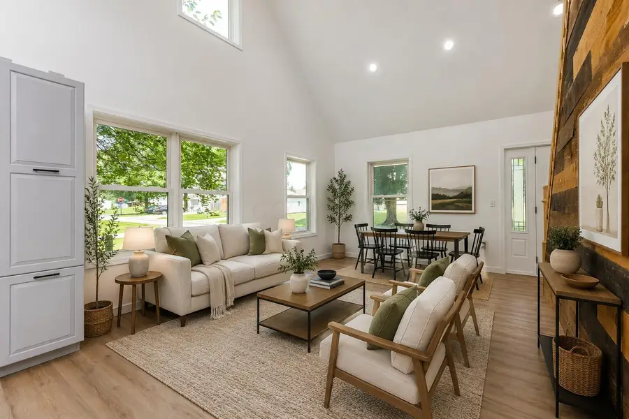 107 E 2nd Avenue, Hebron, OH 43025 - #3