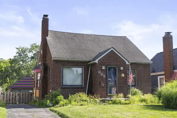 665 E Royal Forest Boulevard, Columbus, OH 43214