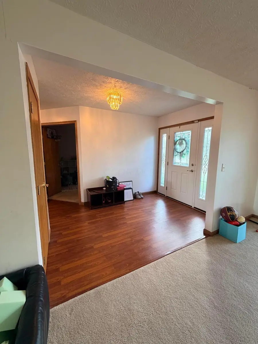 523 Winnard Drive, Columbus, OH 43213 - #2