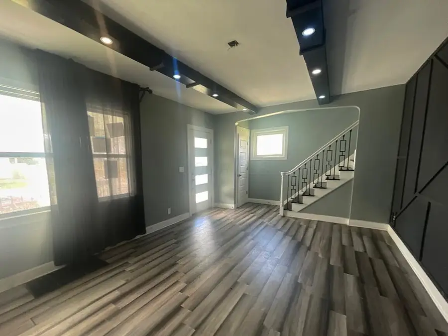 916 Miller Avenue, Columbus, OH 43206 - #2