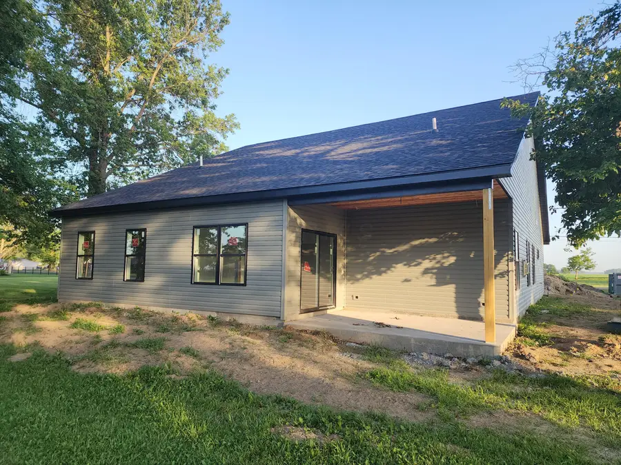 630 W Lake Avenue, Lakeview, OH 43331 - #3