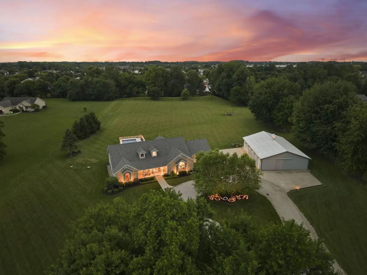 2360 Lewis Center Road, Lewis Center, OH 43035 - #1