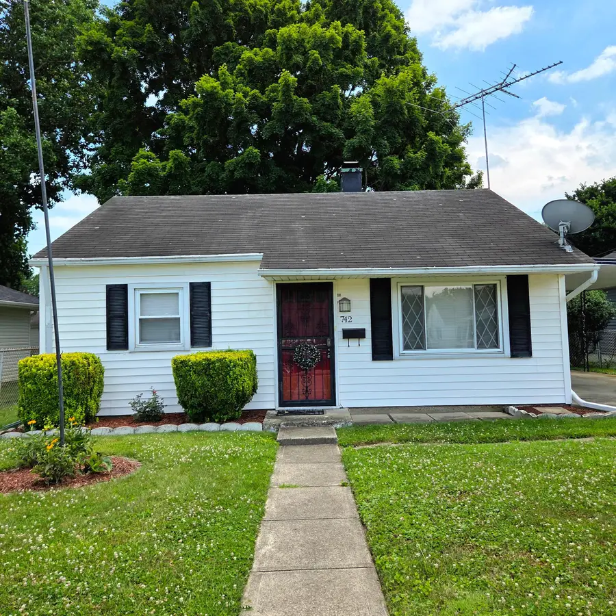 742 Maryland Avenue, Lancaster, OH 43130 - #3