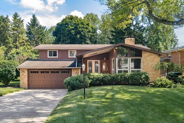 3419 Ridgewood Drive, Hilliard, OH 43026