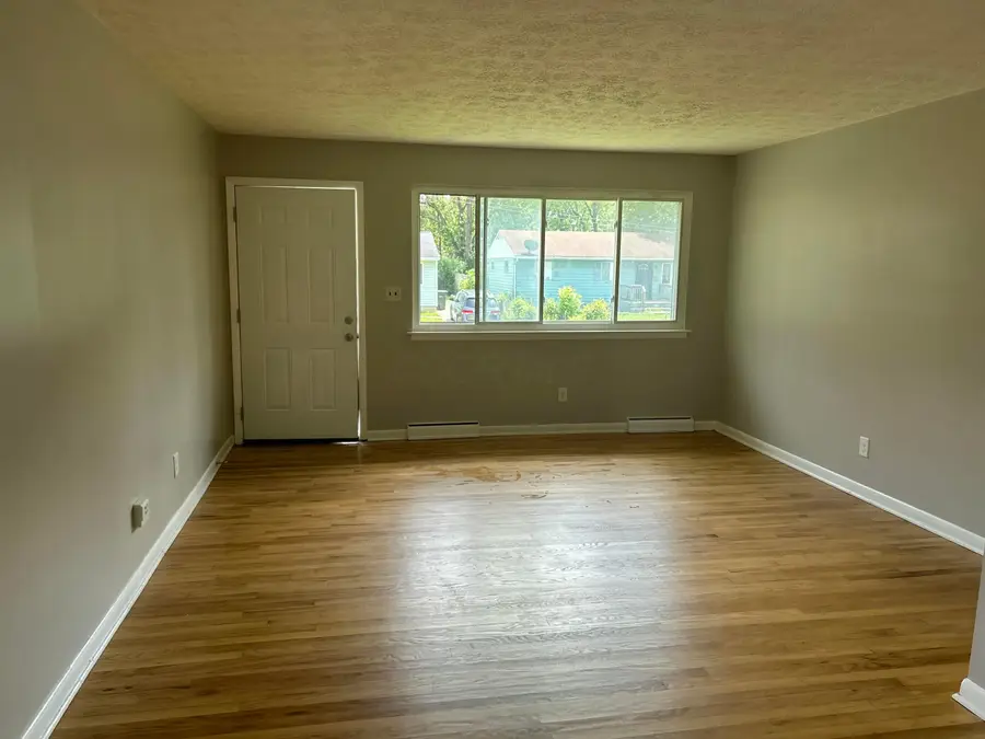 1680 Cordell Avenue, Columbus, OH 43219 - #3