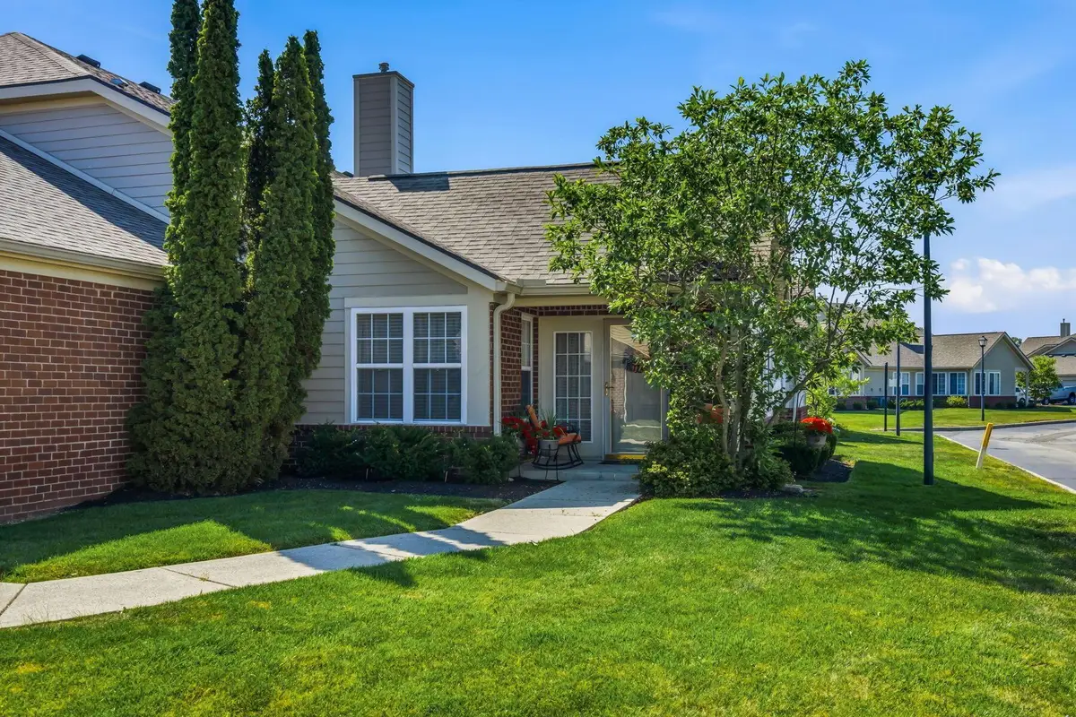 13 Greenhedge Circle, Delaware, OH 43015 - #1