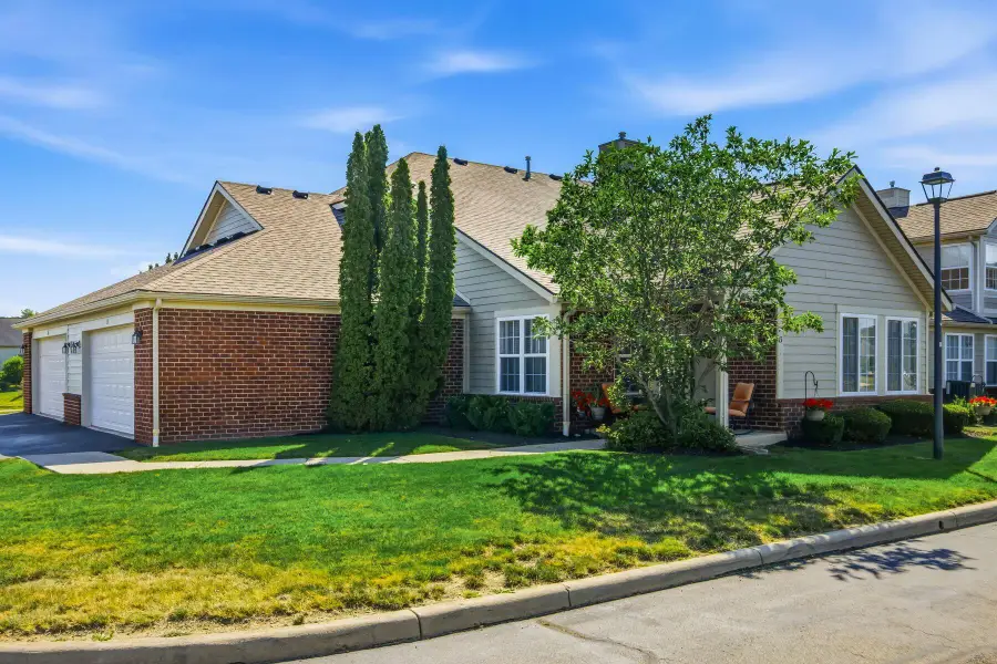 13 Greenhedge Circle, Delaware, OH 43015 - #2