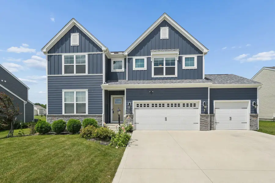 2729 Henshaw Drive, Delaware, OH 43015 - #2