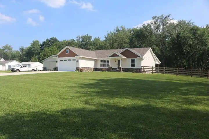 22686 Deal Road, Gambier, OH 43022 - #2