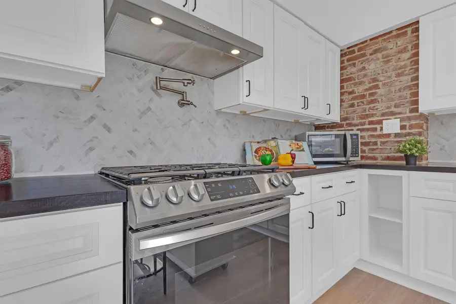 30 Clark Place, Columbus, OH 43201 - #2
