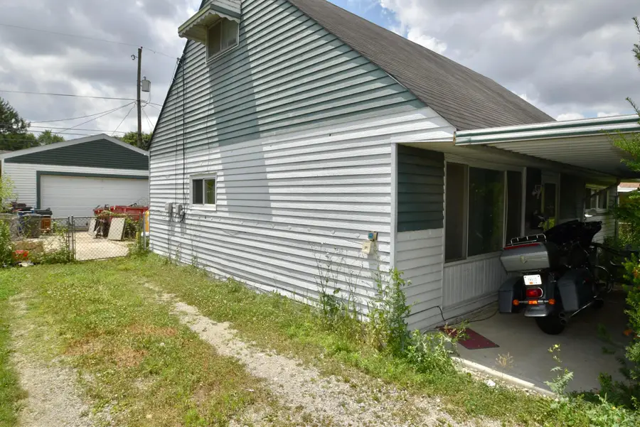 4027 Rickenbacker Avenue, Columbus, OH 43213 - #2