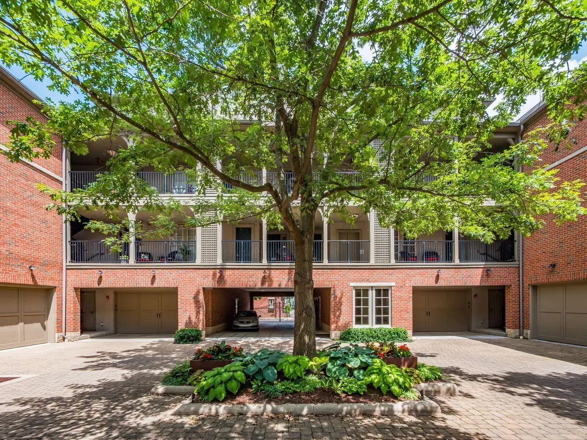 871 S Pearl Street, Columbus, OH 43206 - #1