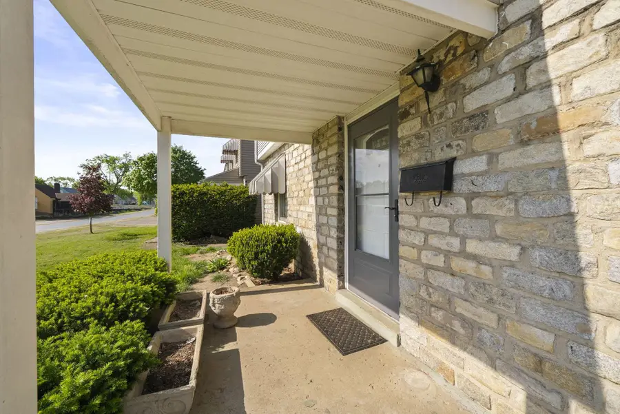 819 Binns Boulevard, Columbus, OH 43204 - #3