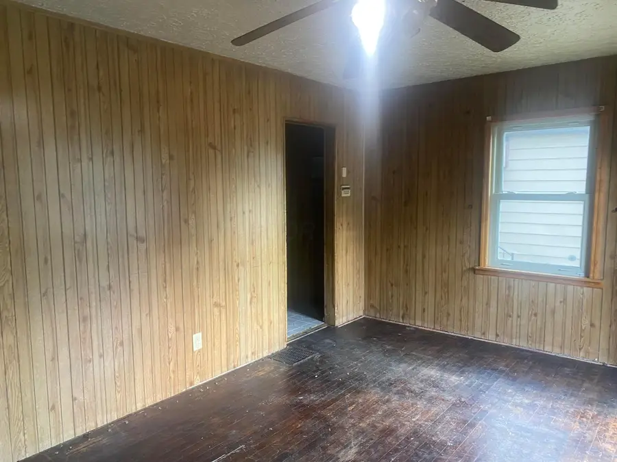 2582 Atwood Terrace, Columbus, OH 43211 - #2