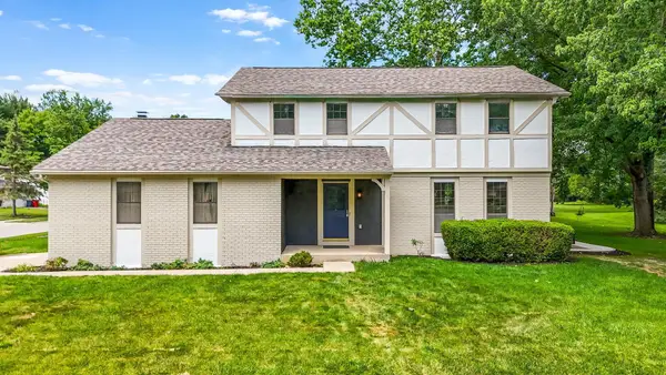 7010 Rockwoods Place, Worthington, OH 43085