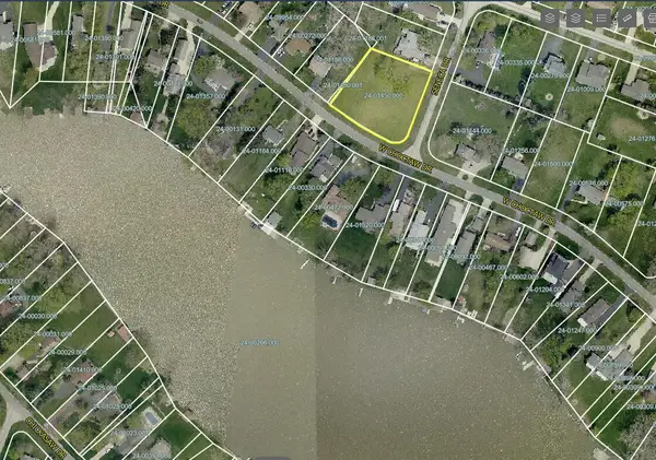 2574 W Choctaw Drive, London, OH 43140