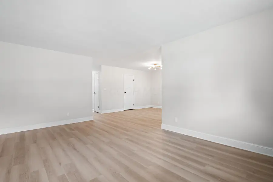 4174 Powell Avenue, Columbus, OH 43213 - #2