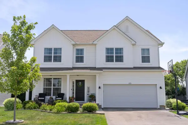 435 Oakland Hills Loop, Commercial Point, OH 43116