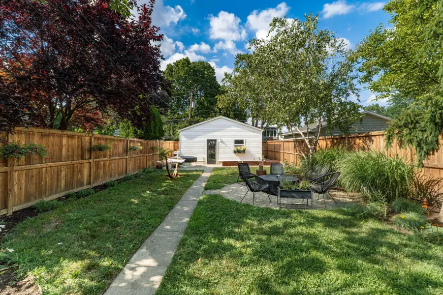 172 E Gates Street, Columbus, OH 43206 - #3