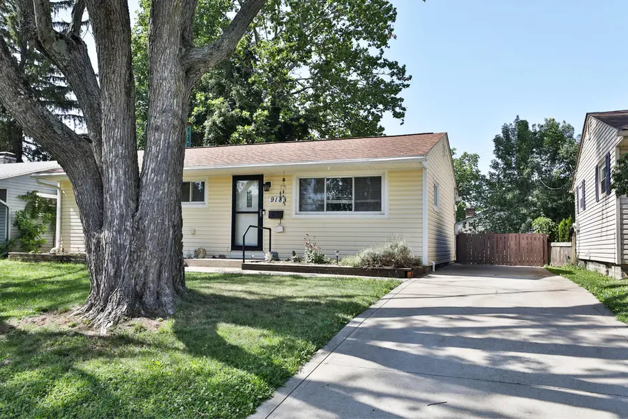 918 Minerva Avenue, Columbus, OH 43229 - #2