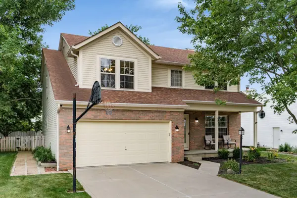 615 Rambling Brook Drive, Pickerington, OH 43147