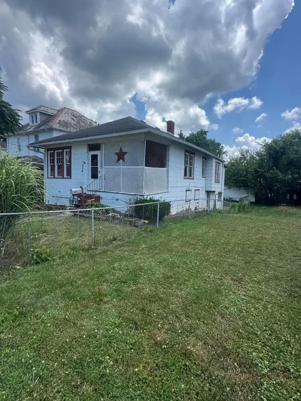 604 W Wheeling Street, Lancaster, OH 43130