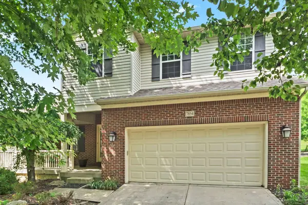 7854 Astra Circle, Reynoldsburg, OH 43068