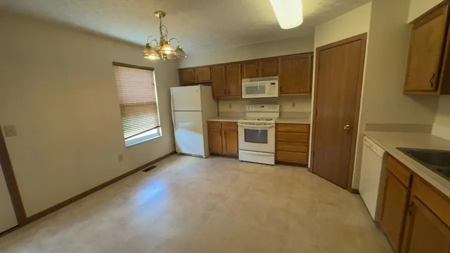 2545 Bellaston Court, Grove City, OH 43123 - #3