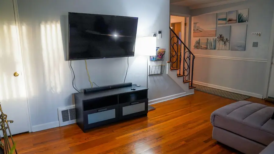 1740 E Broad Street, Columbus, OH 43203 - #2