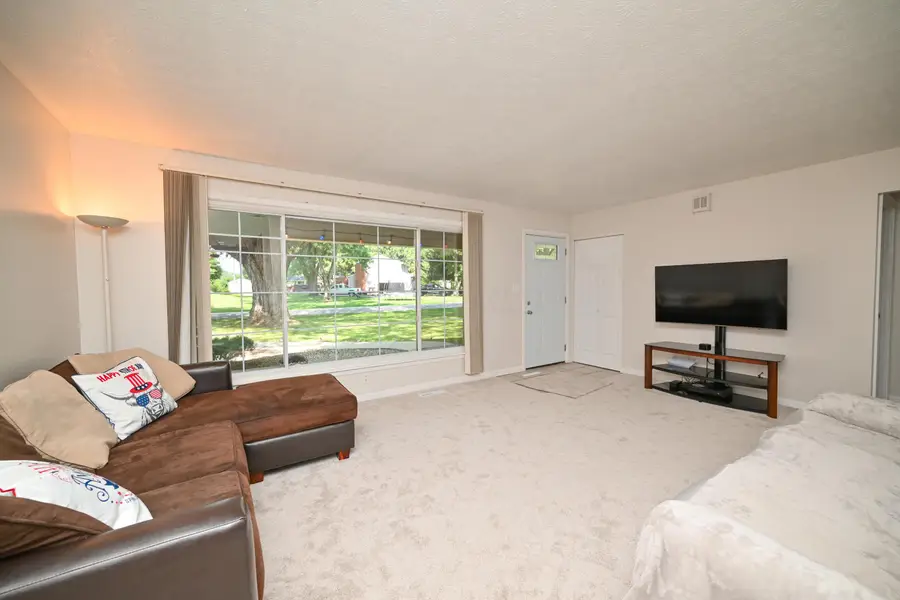 1004 Adare Road, Marion, OH 43302 - #2