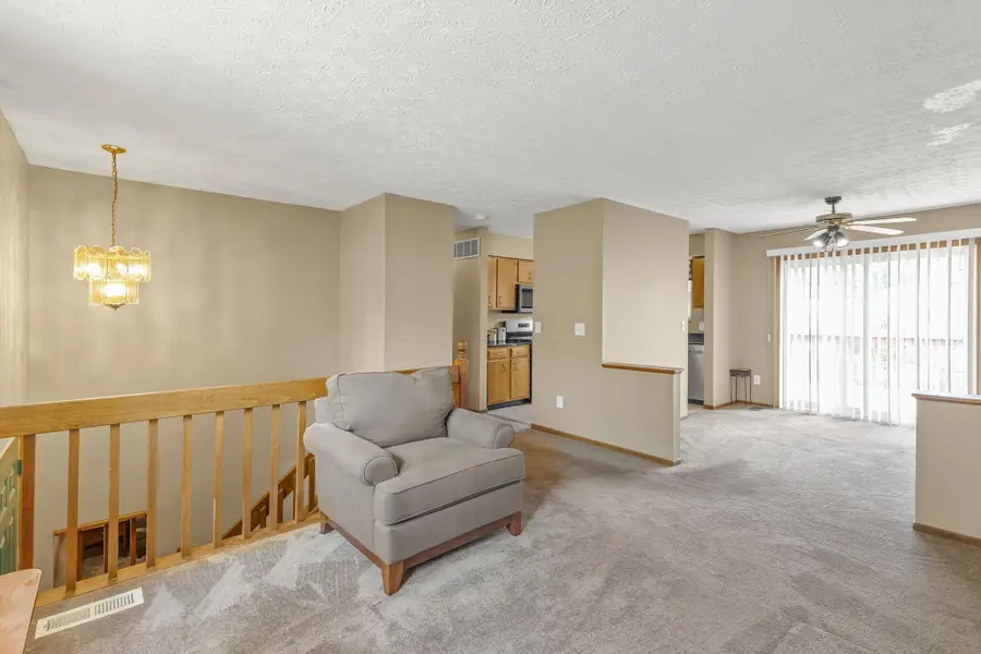1077 Snohomish Avenue, Columbus, OH 43085 - #3