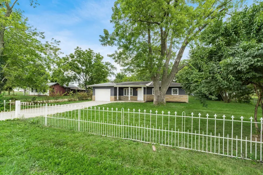524 Cedarwood Road, Columbus, OH 43207 - #3