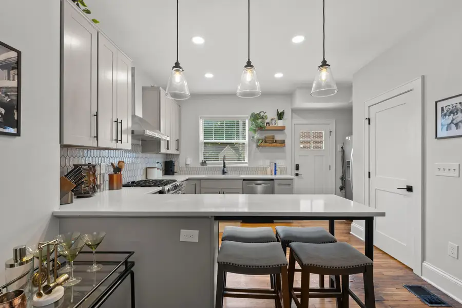 393 W 2nd Avenue, Columbus, OH 43201 - #2