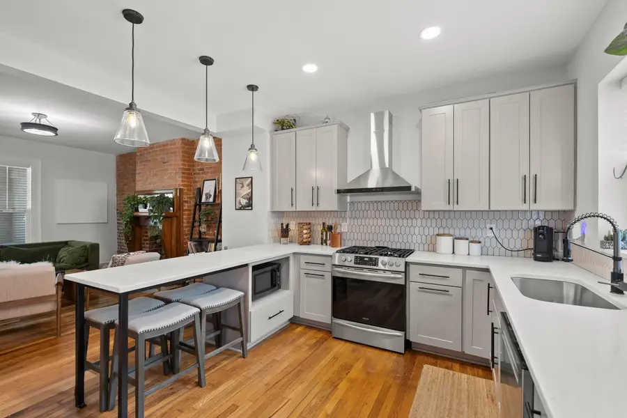 393 W 2nd Avenue, Columbus, OH 43201 - #3