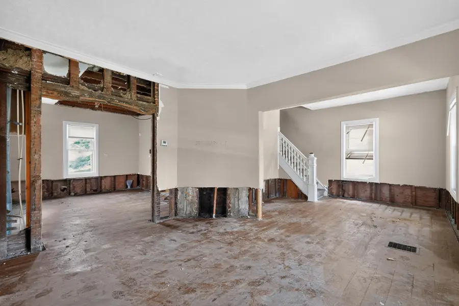 176 S Burgess Avenue, Columbus, OH 43204 - #2