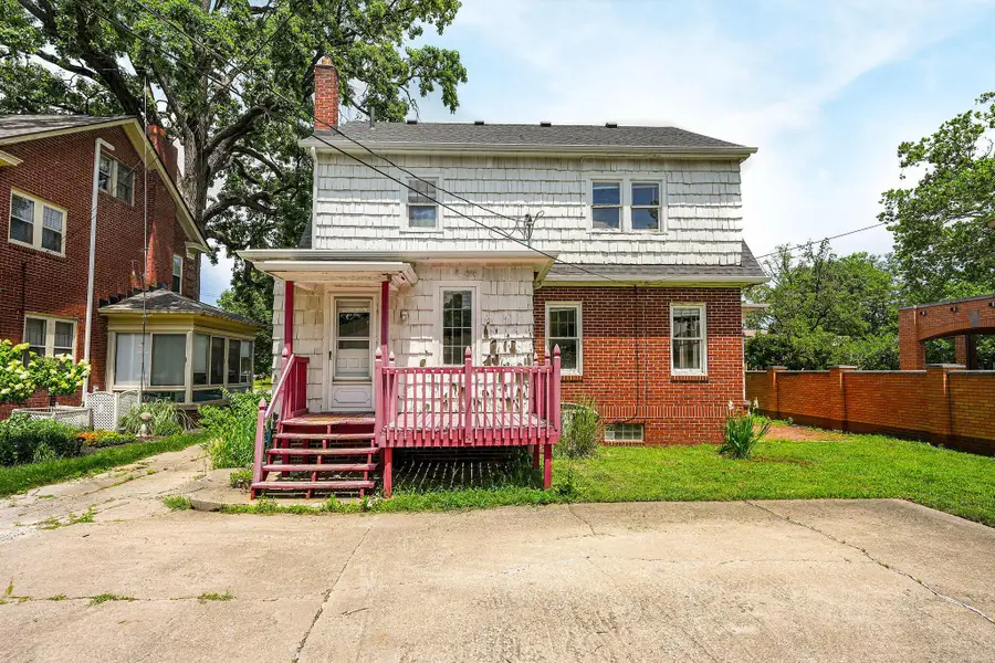 549 E North Broadway Street, Columbus, OH 43214 - #3