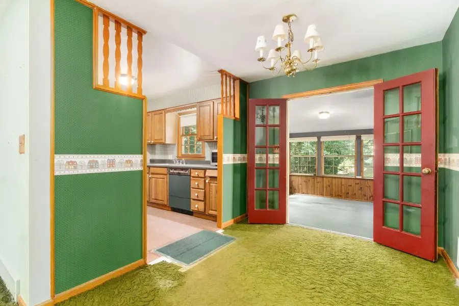 1527 Alar Avenue, Reynoldsburg, OH 43068 - #2