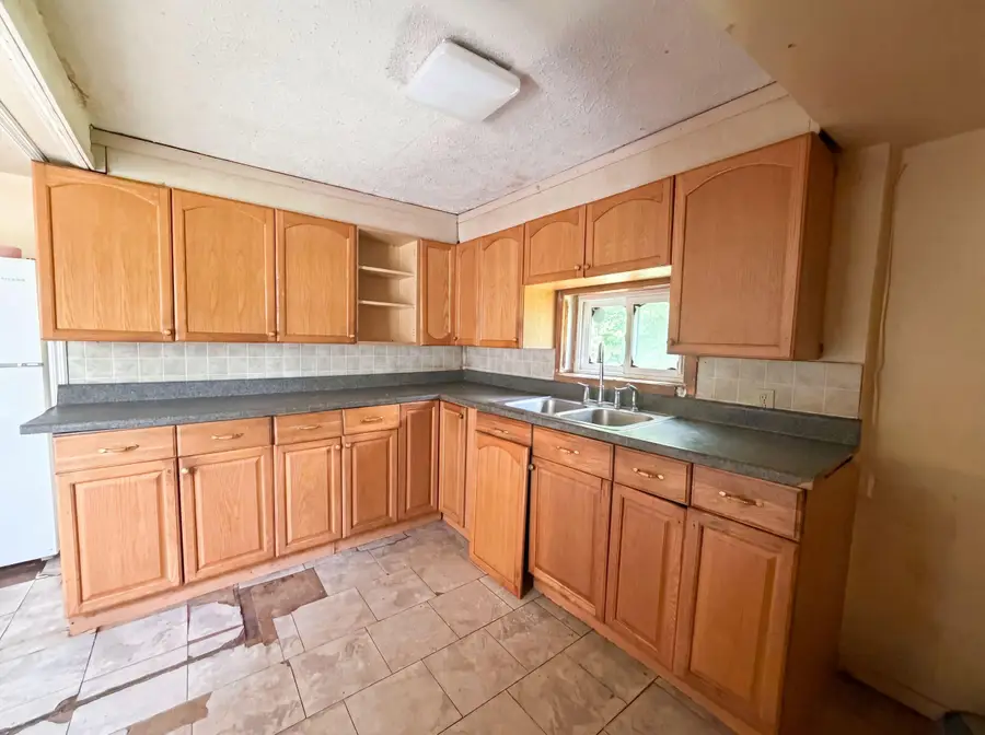 2670 Fern Avenue, Columbus, OH 43211 - #2