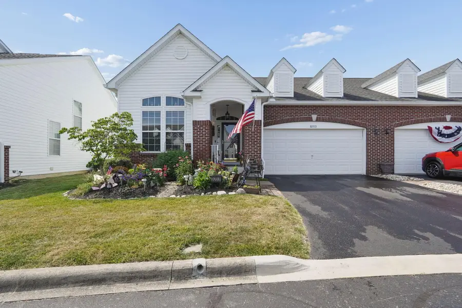 3203 Belstead Drive, Grove City, OH 43123 - #2