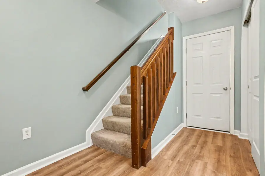 5566 Rainbow Falls Street, Dublin, OH 43016 - #3