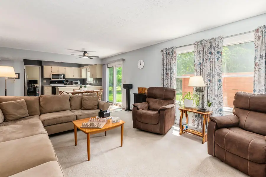 2077 Scottingham Drive, Dublin, OH 43016 - #3