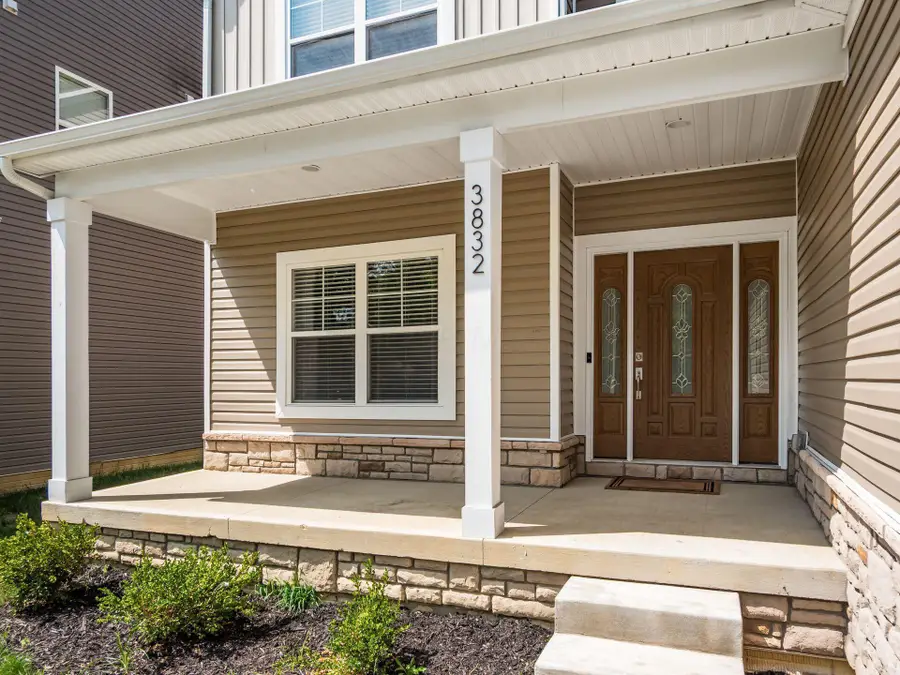 3832 Emmons Avenue, Columbus, OH 43219 - #2