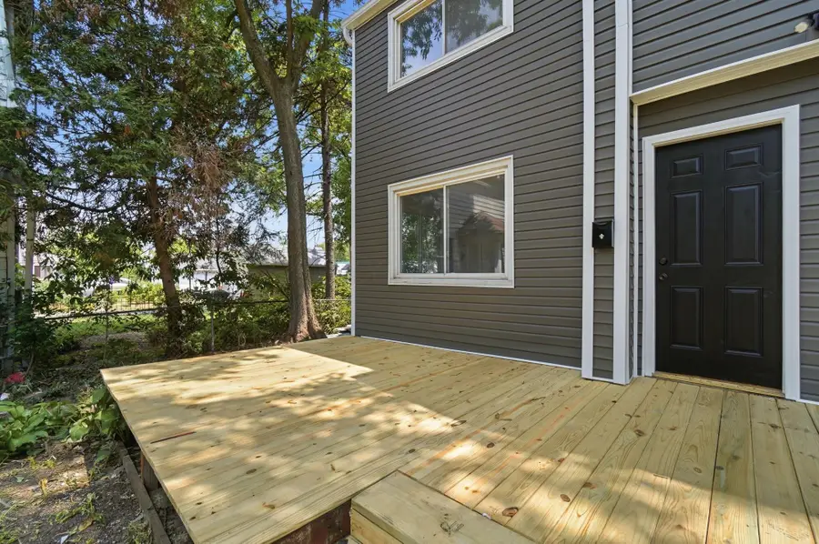 660 Rhoads Avenue, Columbus, OH 43205 - #3