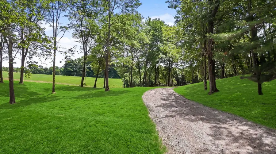 7525 95 Road, Somerset, OH 43783 - #2