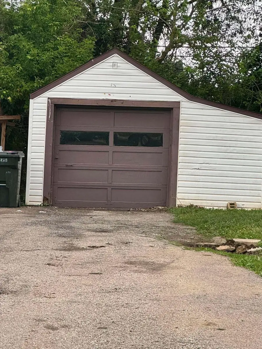 2362 Joyce Avenue, Columbus, OH 43211 - #3