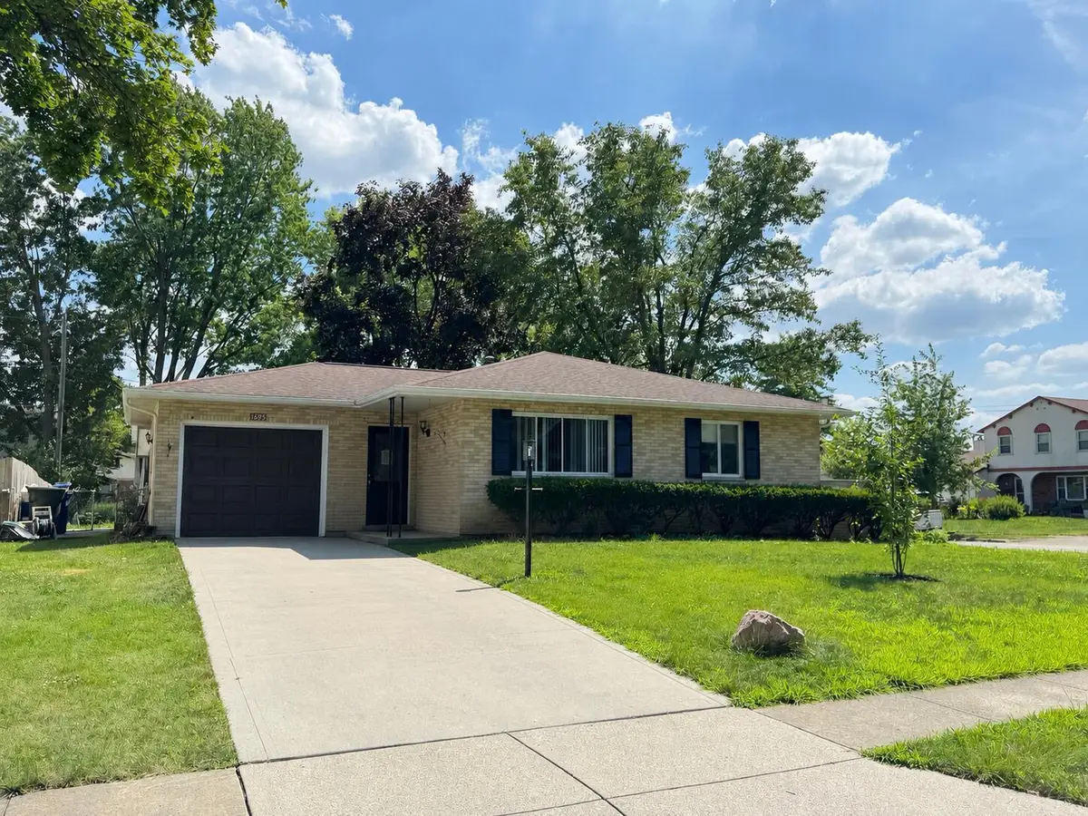 1695 Rocky Pine Loop N, Columbus, OH 43229 - #1