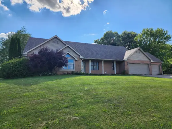 1305 County Road 5 N, Zanesfield, OH 43360